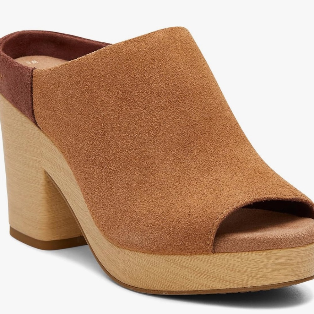 Toms Suede Mule Sandal in Tan and Brown
